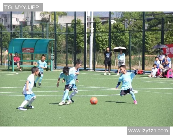 快乐的足球比赛让我和小伙伴们一起欢笑成长