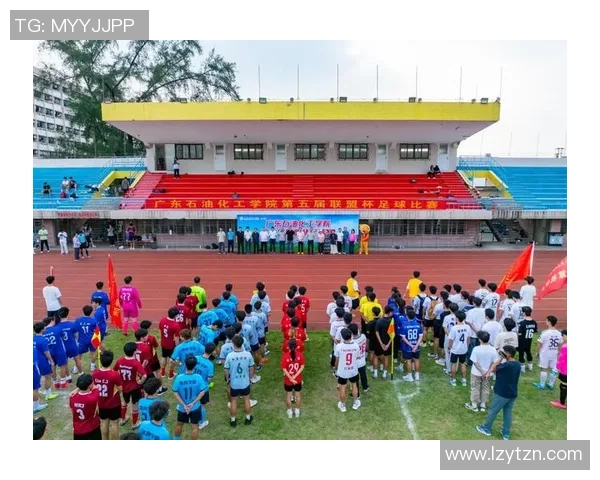 石化足球:探索中国石油化工行业与足球文化的深度融合与发展之路 石化足球:探索中国石油化工行业与足球文化的深度融合与发展之路